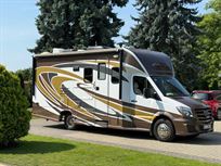luxury-mercedes-sprinter-motorhome