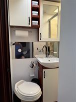 luxury-mercedes-sprinter-motorhome