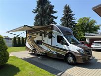 luxury-mercedes-sprinter-motorhome