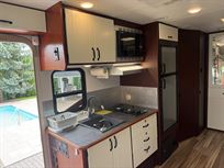 luxury-mercedes-sprinter-motorhome
