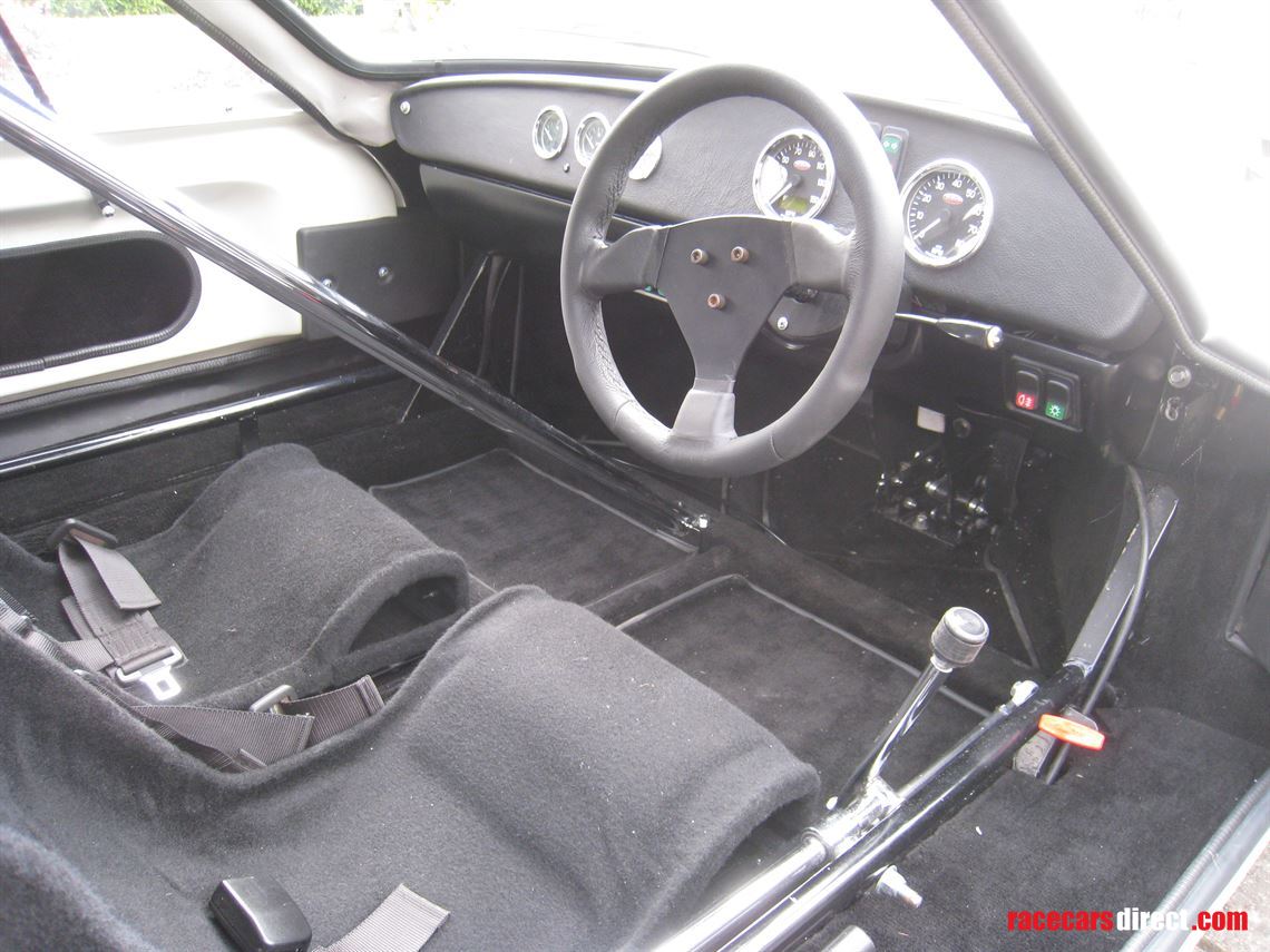 ginetta-g12