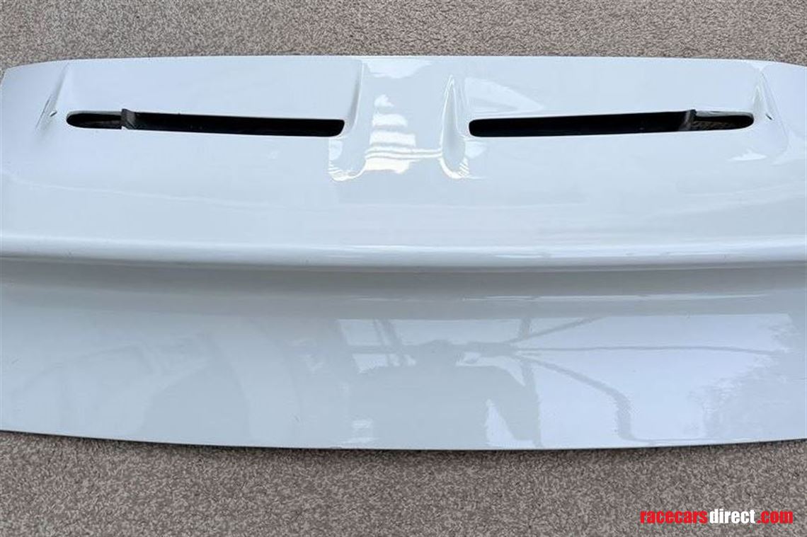 porsche-997-gt3-cup-boot-lid-carbon