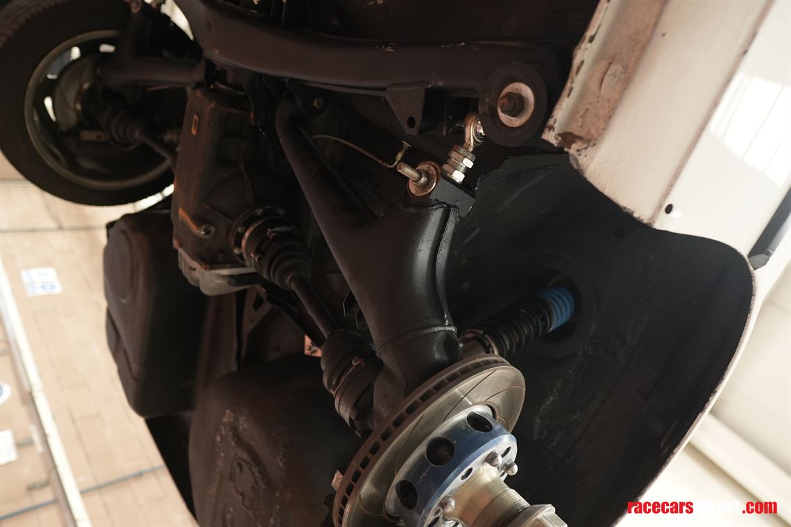 bmw-635-i-group-2