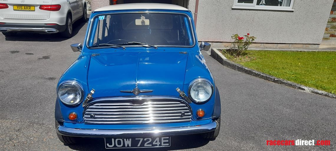 classic-mini-1071