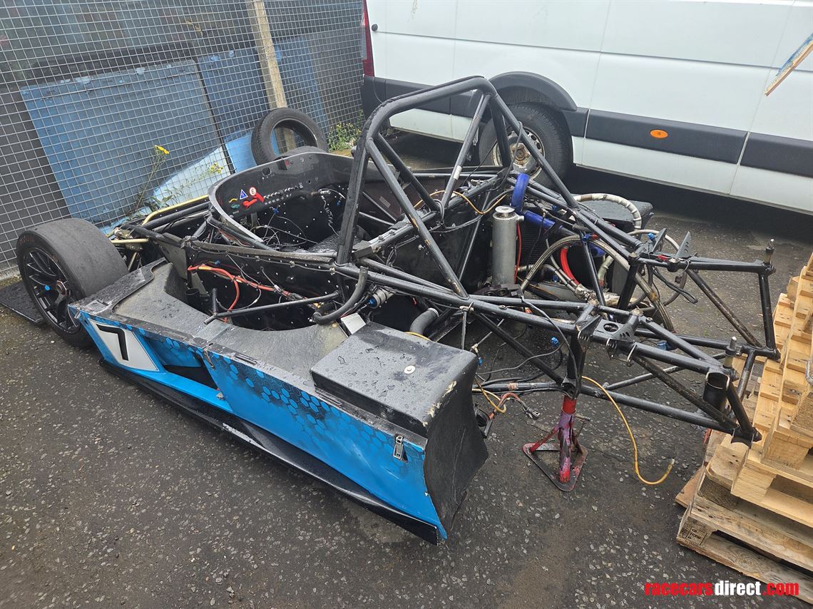radical-sr8-28-v8-2008-breaking-for-parts