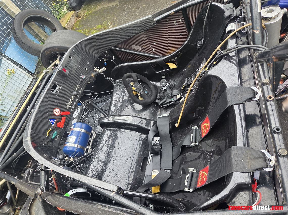 radical-sr8-28-v8-2008-breaking-for-parts
