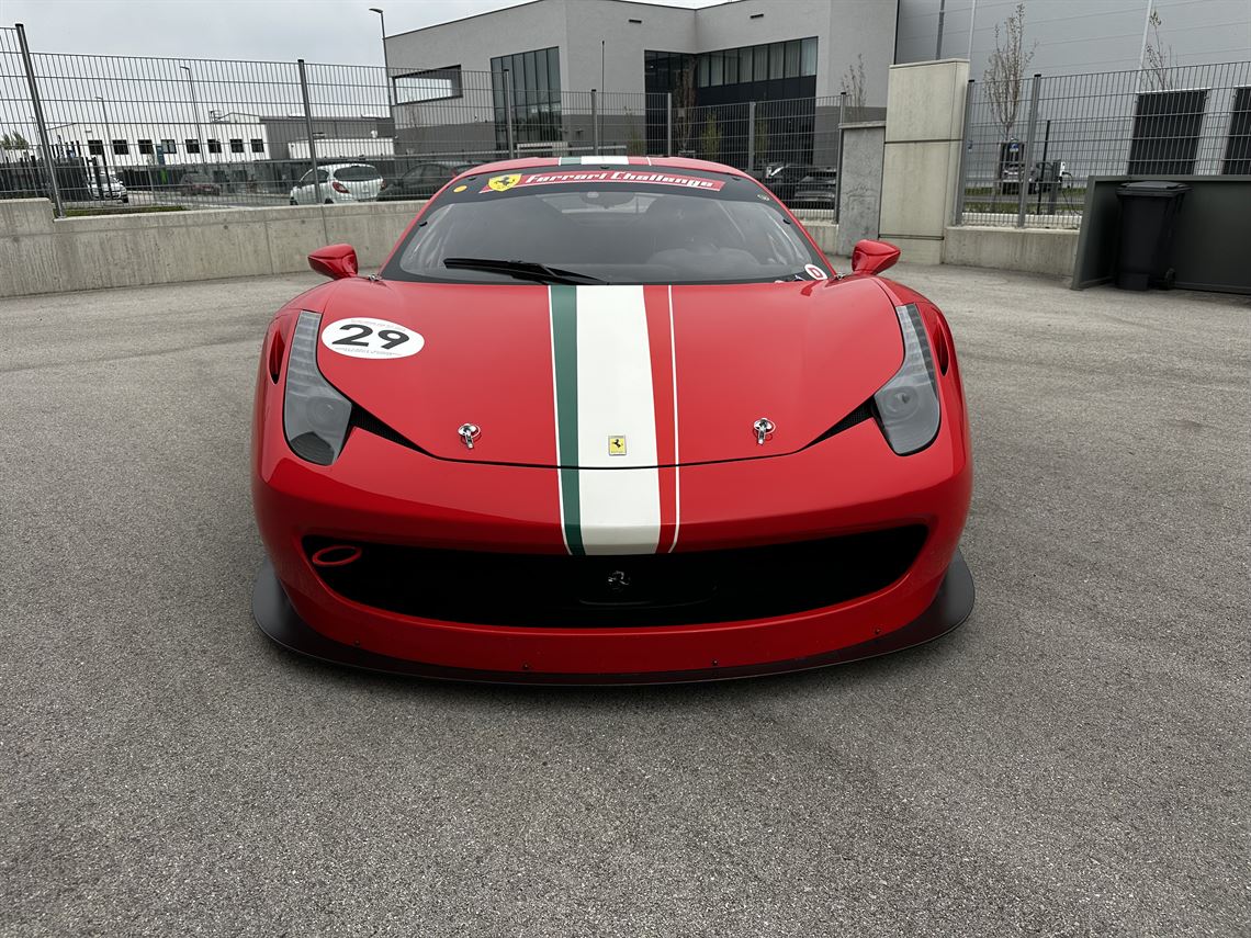 ferrari-458-challenge-evo