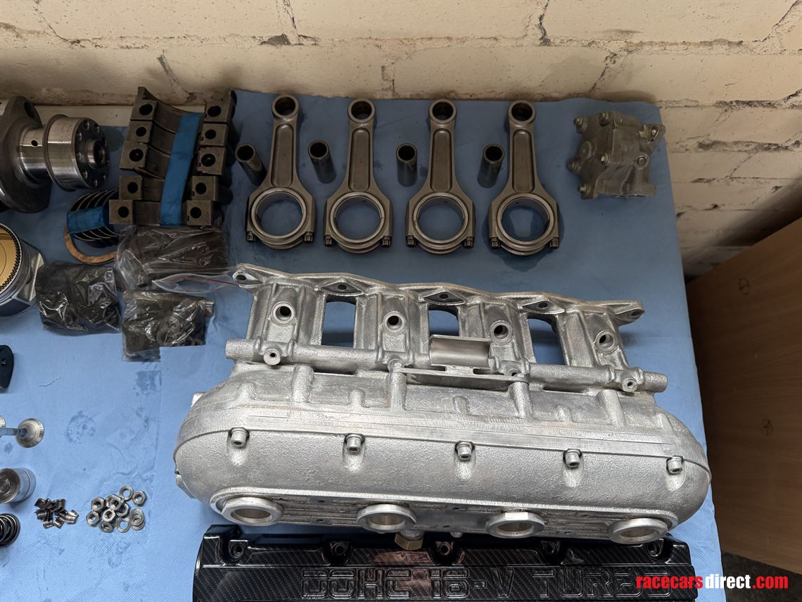 ford-cosworth-yb-race-engine