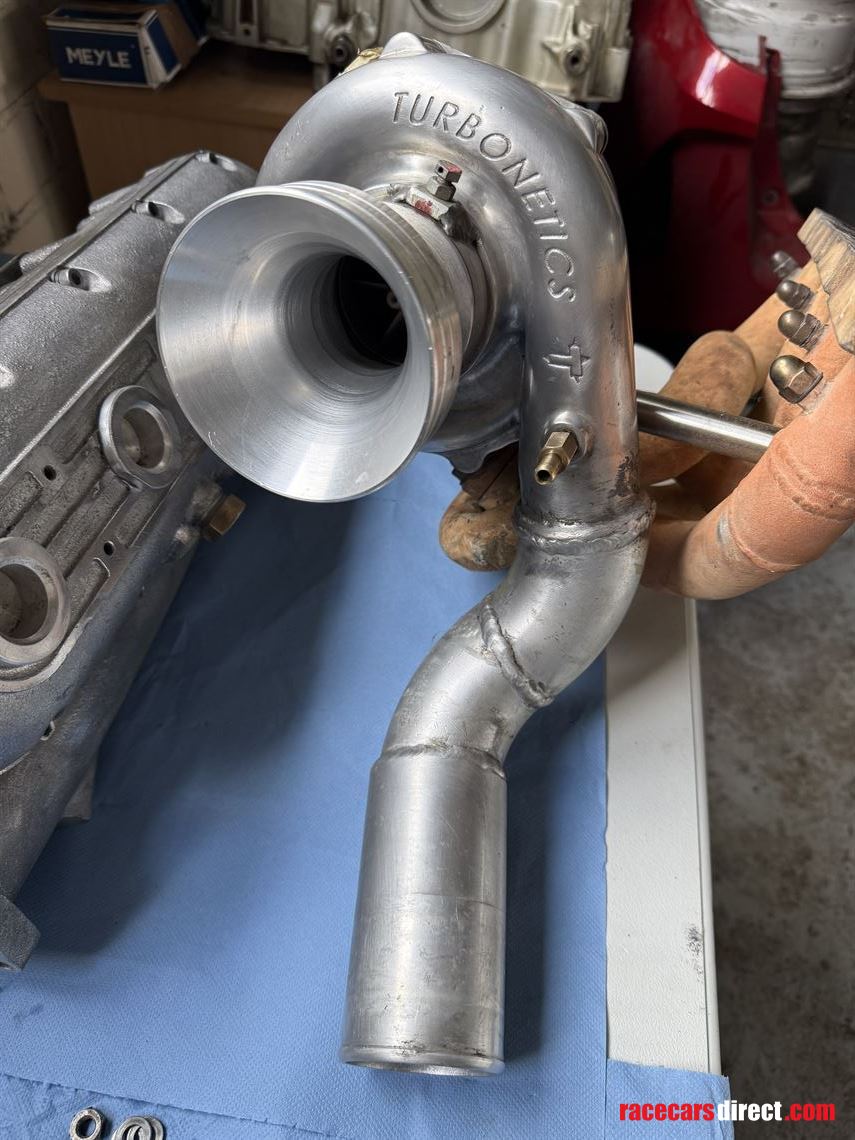 ford-cosworth-yb-race-engine