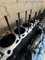 ford-cosworth-yb-race-engine