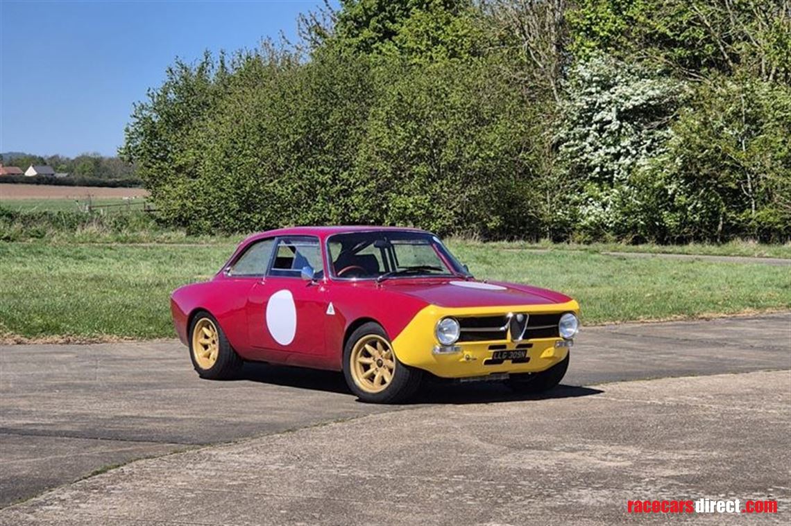 1975-alfa-romeo-gtam-homage-competitionfast-r