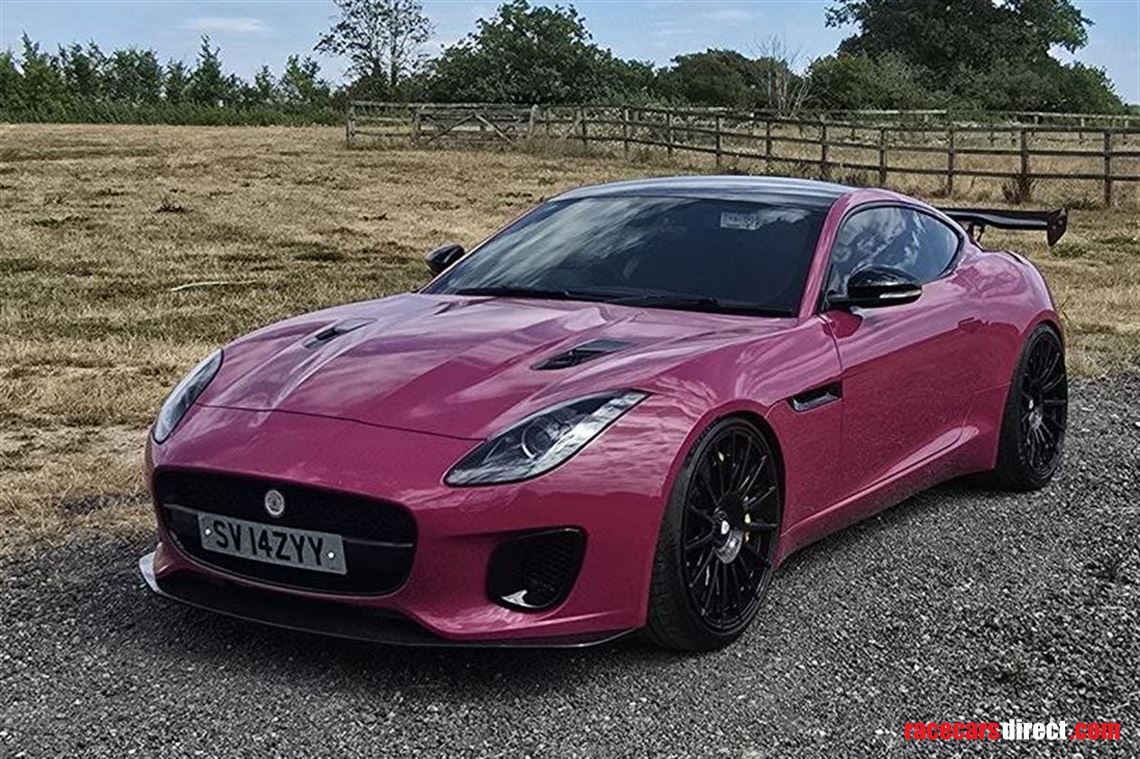 jaguar-f-type-v8-supercharged-one-off-porsche