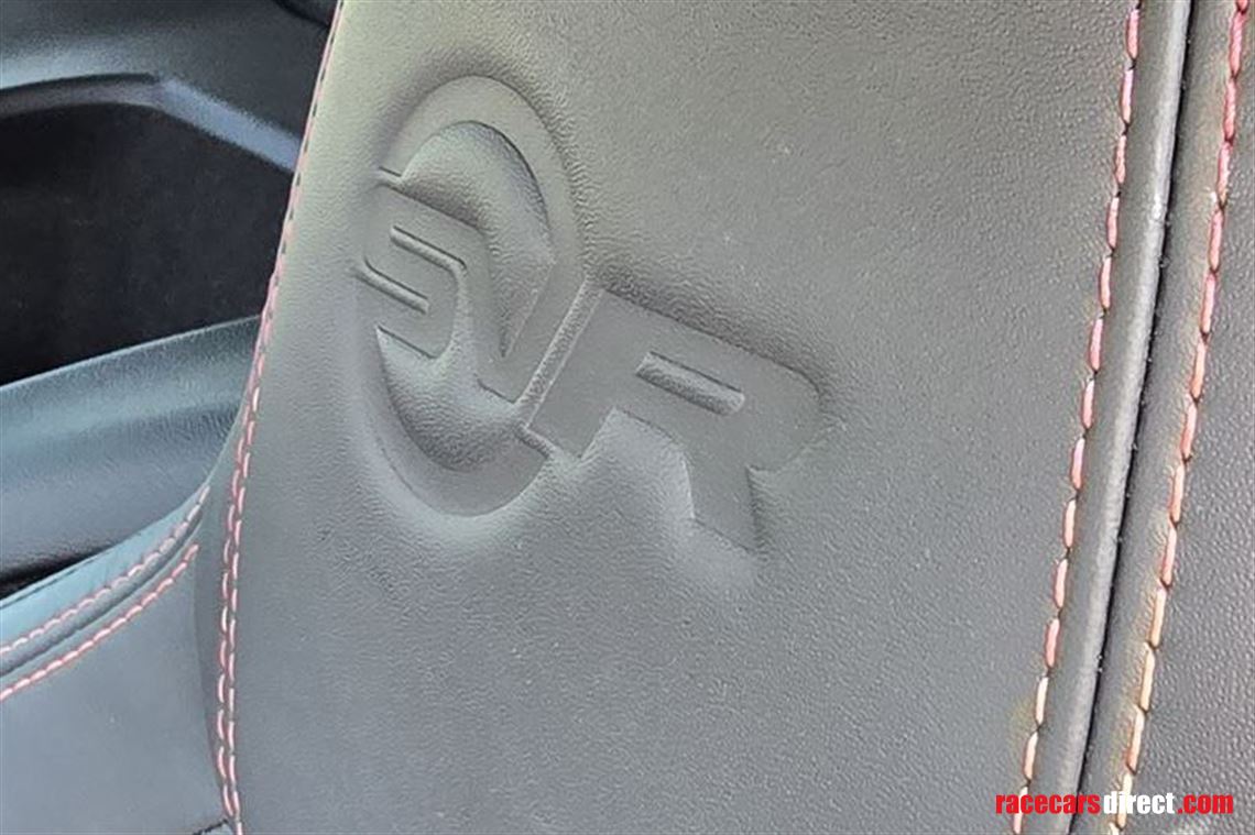 jaguar-f-type-v8-supercharged-one-off-porsche