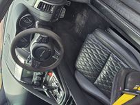 jaguar-f-type-v8-supercharged-one-off-porsche