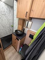 expandable-with-living-room-and-workshophospi