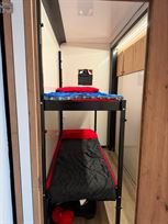 expandable-with-living-room-and-workshophospi