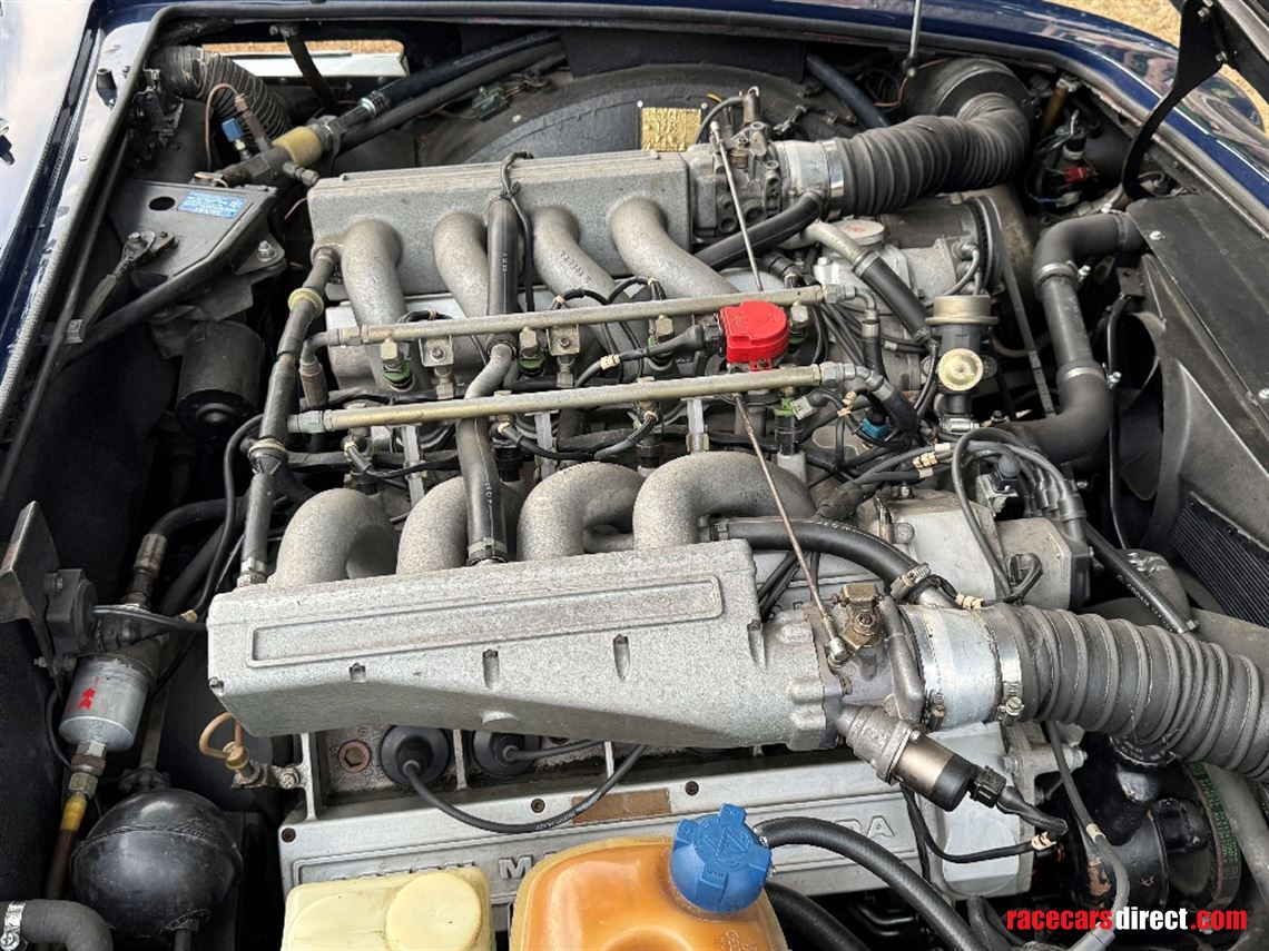 aston-martin-v8-saloon-weber-efi