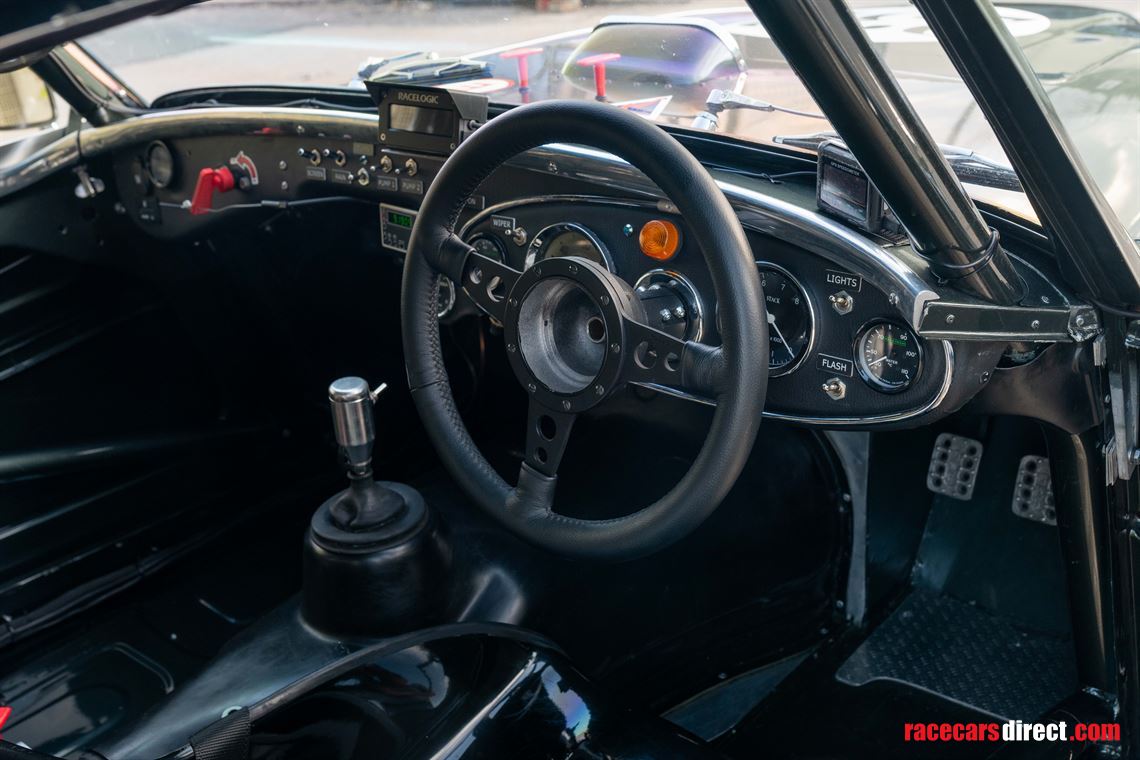 austin-healey-3000-fia-race-car