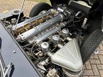 jaguar-e-type-series-1-42-fixed-head-coupe