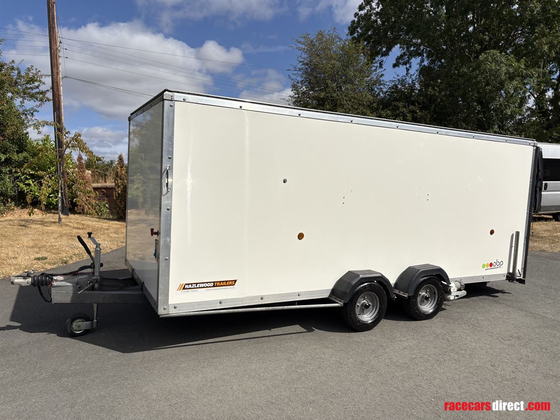 hazlewood-bespoke-car-transporter