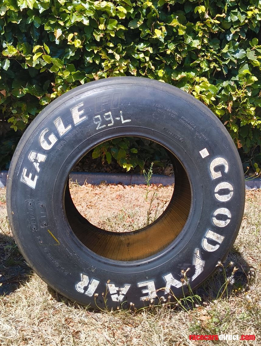 genuine-goodyear-eagle-f1-radial-racing-slick