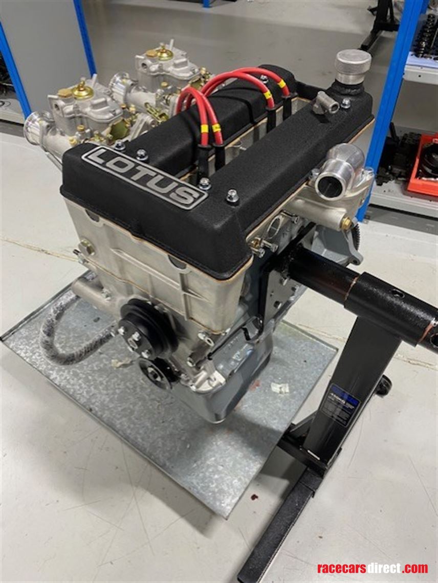 lotus-twin-cam-engine