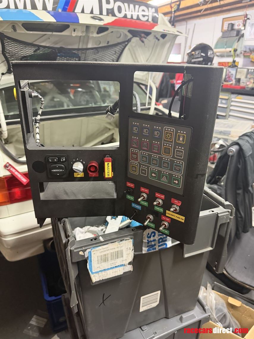 dome-lmp2-switch-panel