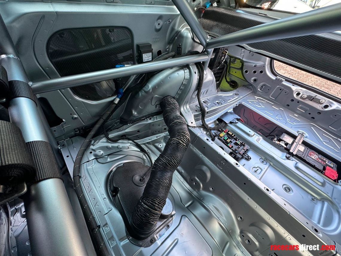 bmw-m2-full-team-schirmer---road-legal