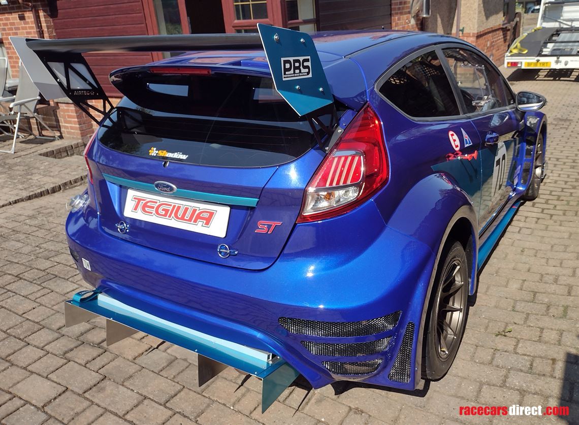 ford-fiesta-st-wide-body-350bhp-race-or-track