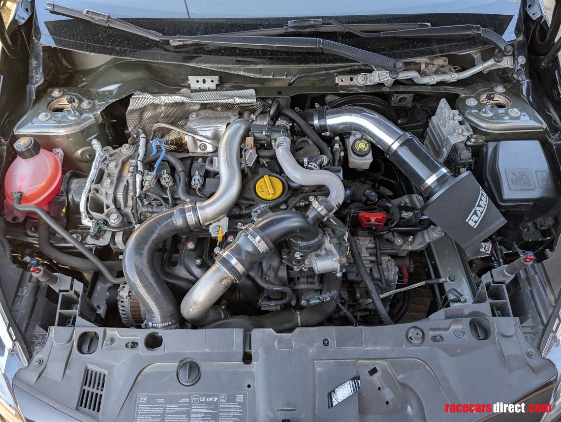 renault-clio-mk4-rs-cup-320