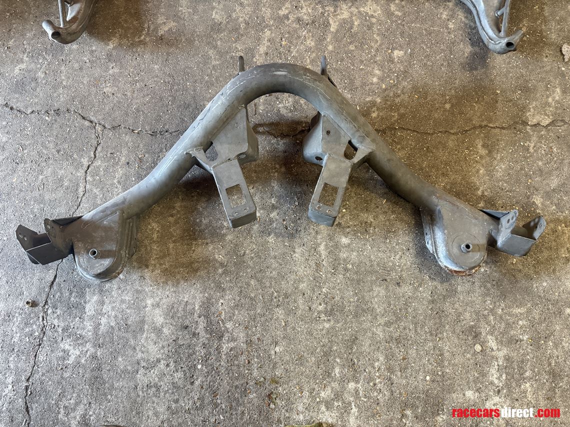 rouse-rs500-rear-axle-ap-cp3720-calipers