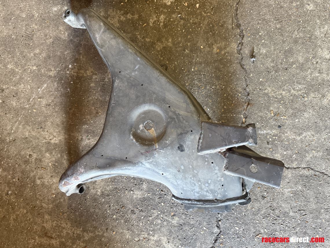 rouse-rs500-rear-axle-ap-cp3720-calipers