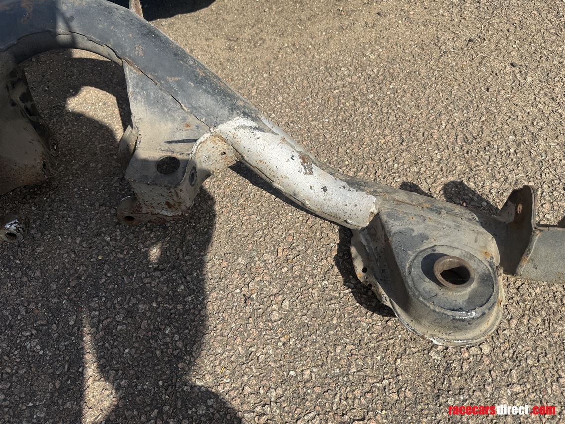 rouse-rs500-rear-axle-ap-cp3720-calipers