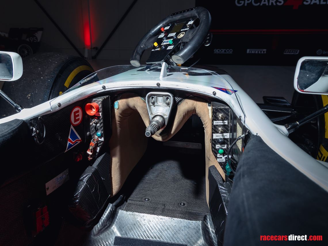 gp2-dallara-mecachrome-v8-full-running-car