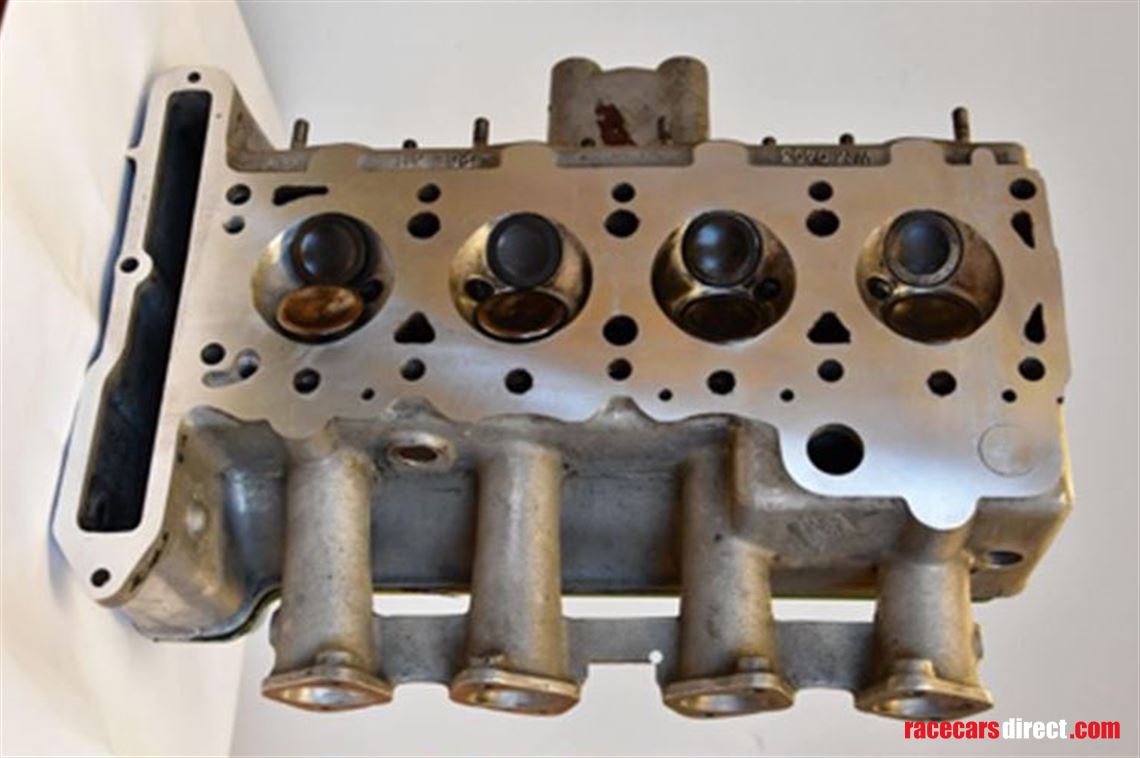 lotus-twincam-cylinderhead