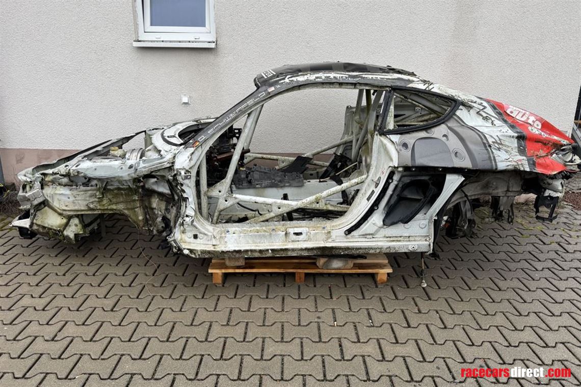 porsche-cayman-s-981-race-car-body