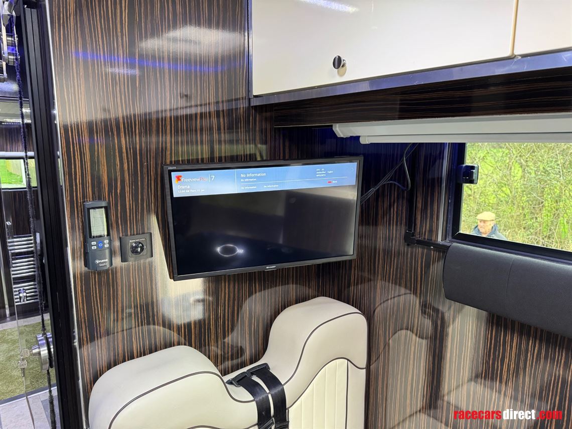 mercedes-atego-6-berth-75-tonne-motorhome