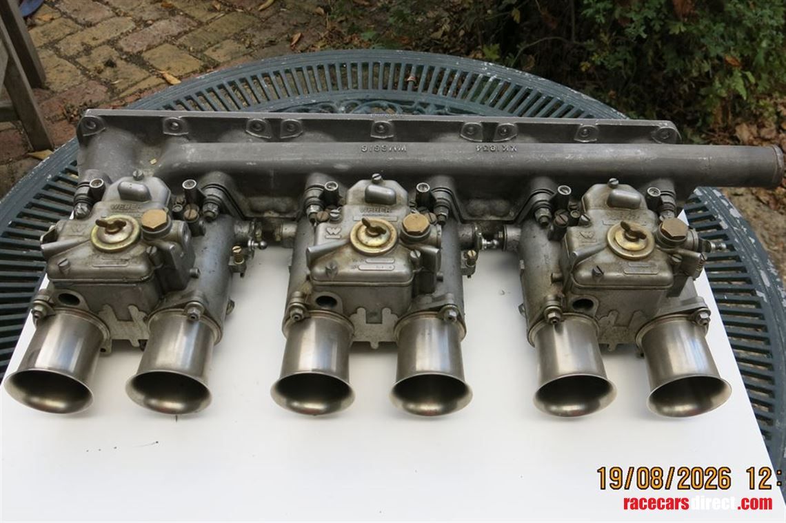 jaguar-etype-triple-weber-dco-48-on-manifold