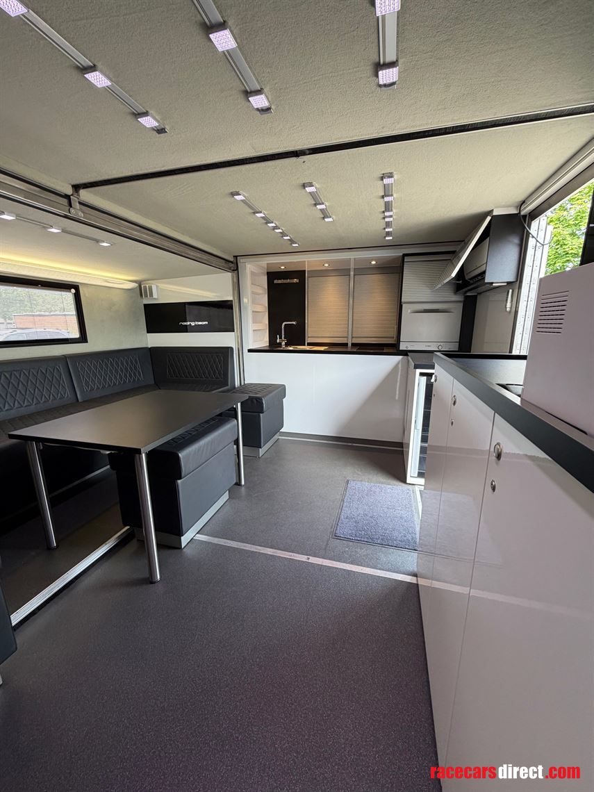 low-bed-racetrailer