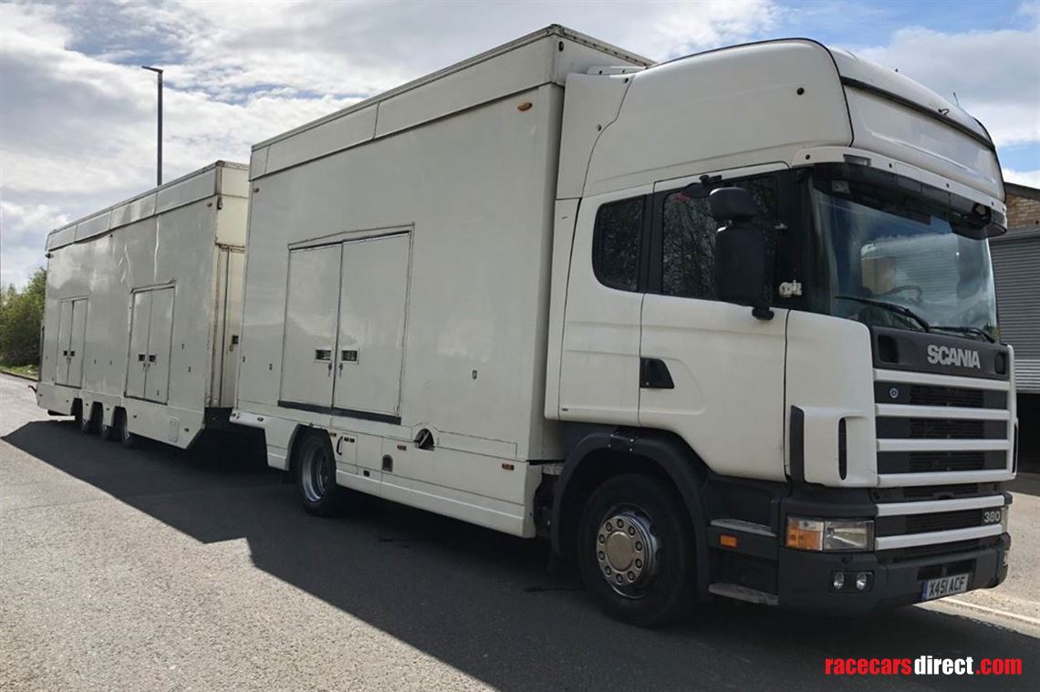 covered-car-transporter-scania-6-cars