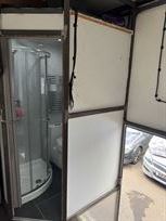 2-car-race-transporter-with-large-living-area