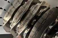 porsche-motorsports-991718981-brake-calipers