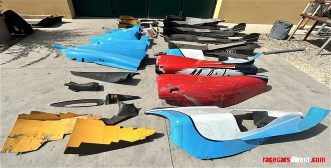 dallara-gp2---bodywork-floor-parts