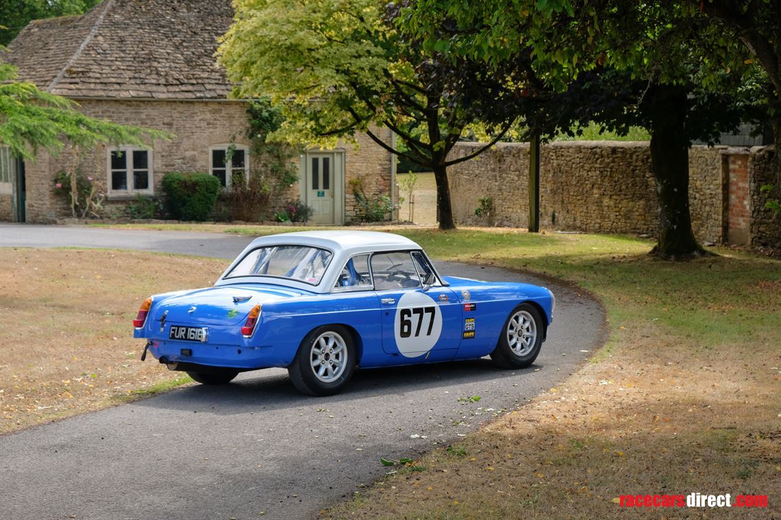 1964-fia-mgb-roadster