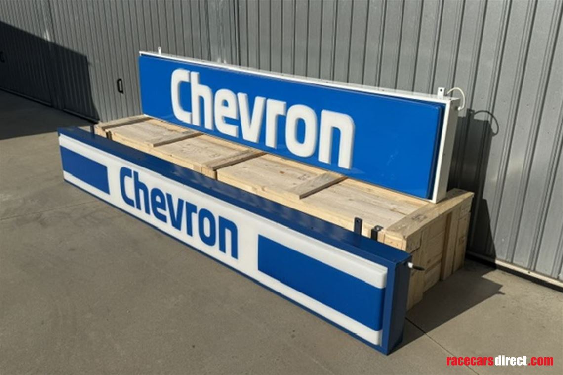 chevron-signs