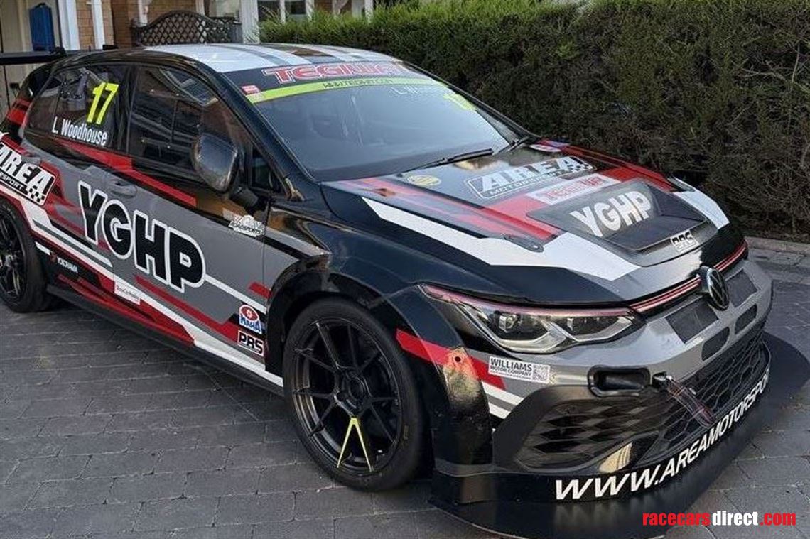 golf-gti-clubsport-2021-endurance-car