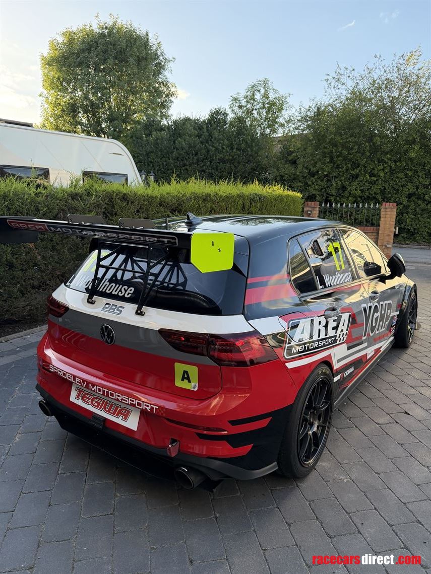 golf-gti-clubsport-2021-endurance-car
