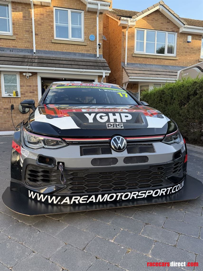 golf-gti-clubsport-2021-endurance-car