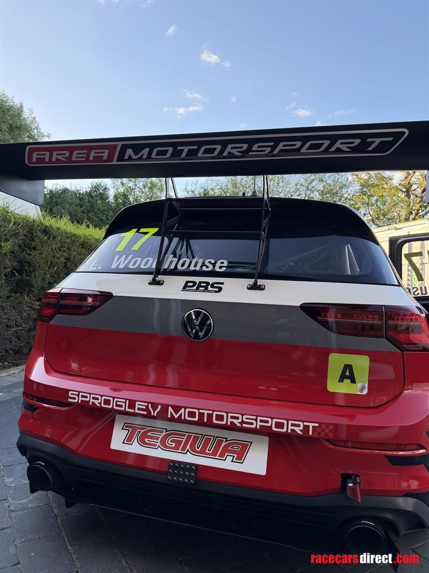 golf-gti-clubsport-2021-endurance-car
