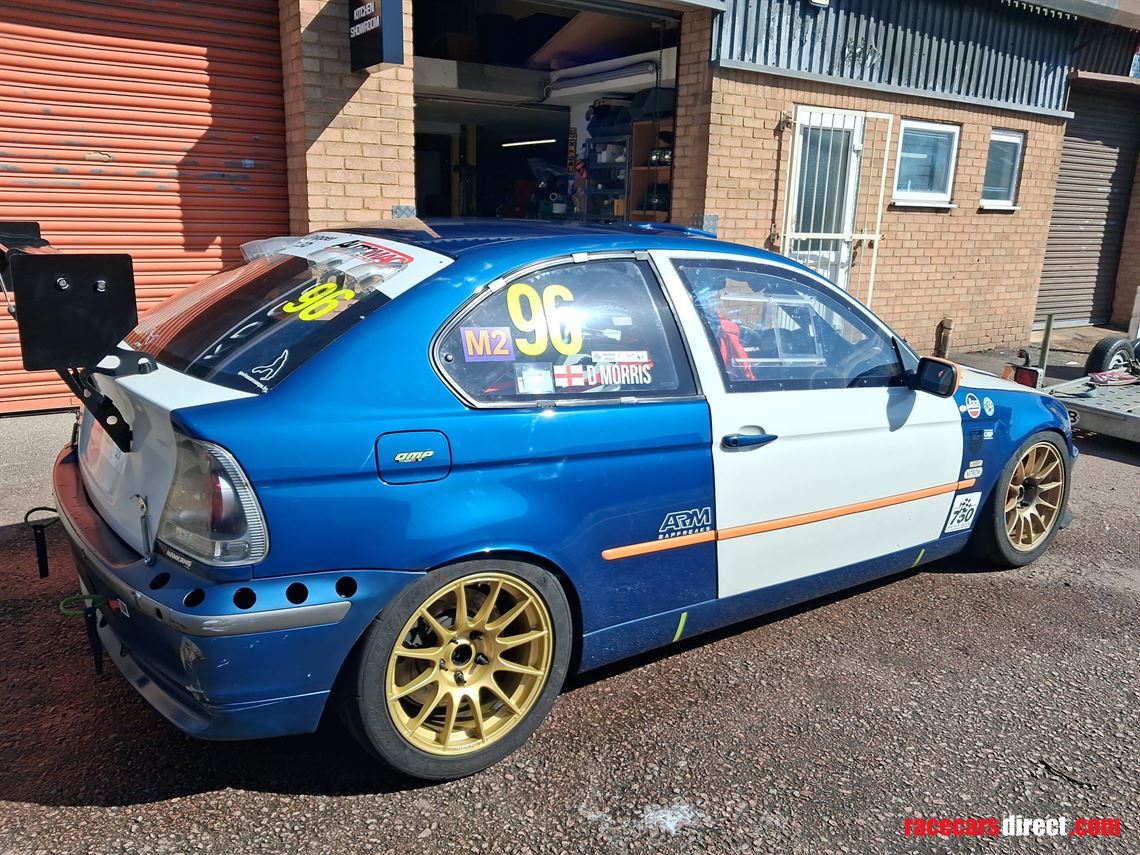 bmw-e46-compact-330i-race-car